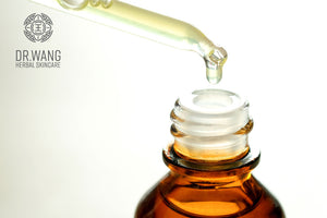 3 Reasons to Start Using Facial Oils in the Fall & Winter