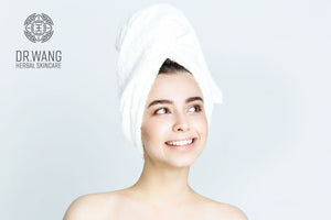 Why You Should Be Using A Konjac Sponge
